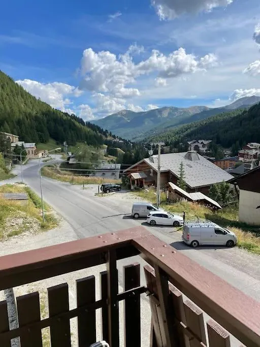 Appartement Chaleureux Au Coeur De La Station La Foux D'Allos Apartamento